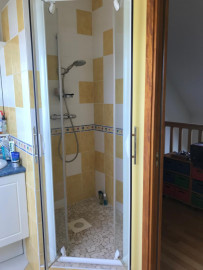 
                                                                                        Colocation
                                                                                         Location chambre chez l’habitant toute équipée.