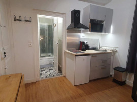 
                                                                                        Location
                                                                                         Location charmant studio meublé 14m2 Paris 15ème