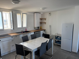
                                                                                        Colocation
                                                                                         Location de chambre, étudiante.