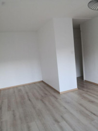 
                                                                                        Location
                                                                                         Location F2