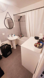 
                                                                                        Location
                                                                                         Location F2 a Villepinte