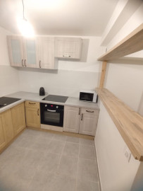 
                                                                                        Location
                                                                                         Location F3 meublé refait à neuf en duplex – Évry
