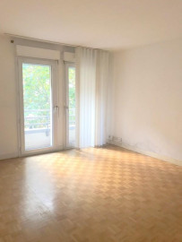
                                                                                        Location
                                                                                         Location grand deux pièces Ourcq