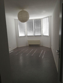 
                                                                                        Location
                                                                                         Location joli studio meublé Strasbourg Esplanade