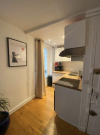 
                                                                                        Location
                                                                                         Location meuble 28 m2