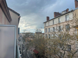 
                                                                                        Location
                                                                                         Location meuble lyon 69008 1 piece