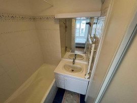 
                                                                                        Location
                                                                                         Location meublé Porte de Saint Cloud