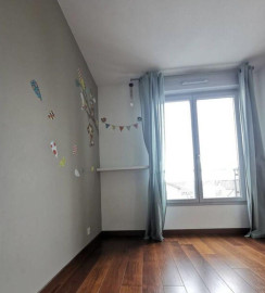 
                                                                                        Location
                                                                                         Location meublée appartement 3 pièces 60 m²