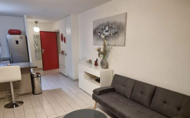 
                                                                                        Location
                                                                                         Location meublée appartement 3 pièces 65 m²