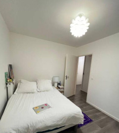 
                                                                                        Location
                                                                                         Location meublée appartement 3 pièces 65 m² Nanter