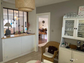 
                                                                                        Location
                                                                                         Location meublée appartement 3 pièces 73 m²