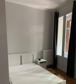 
                                                                                        Location
                                                                                         Location meublée beau 2 pièces 42m² à Toulouse