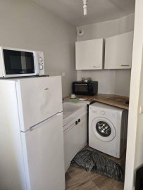 
                                                                                        Location
                                                                                         Location meublée studio 33 m² Arcueil (94110)