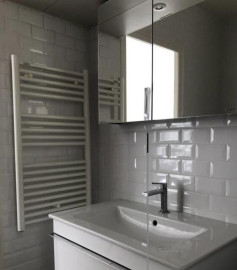 
                                                                                        Location
                                                                                         Location meublée studio 40 m² Paris 7E