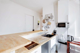 
                                                                                        Location
                                                                                         Location Paris 18eme - 32m2