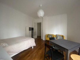 
                                                                                        Location
                                                                                         Location rand studio Paris 18ème Métro Lamarck