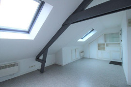 
                                                                                        Location
                                                                                         Location Studio 35 m2 Rennes