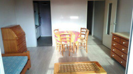 
                                                                                        Location
                                                                                         Location studio