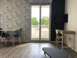 
                                                                                        Location
                                                                                         Location studio meublé avec parking sous sol