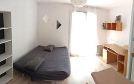 
                                                                                        Location
                                                                                         Location studio meublé croix rouge/Kerichen