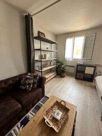 Location
Location studio meublé (loyer tout inclus)
