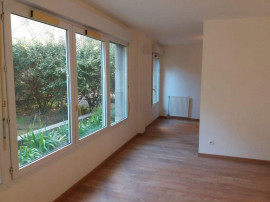 
                                                                                        Location
                                                                                         Location T2 42m2, Non meublé 600e/mois + Location
