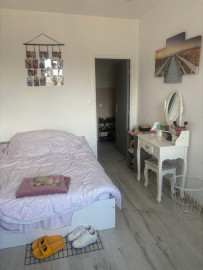 
                                                                                        Location
                                                                                         Location T2 Le Mans , hypercentre 650