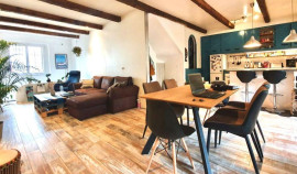 
                                                                                        Location
                                                                                         LOFT 116 m2 GRANDE TERASSE DE 20m2 REFAIT NEUF