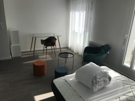 
                                                                                        Location
                                                                                         Loft en résidence étudiante