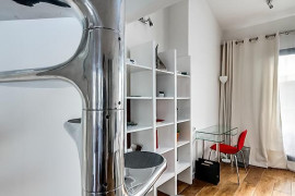 Location
Loft moderne et original au coeur du Marais (loyer tout inclus)