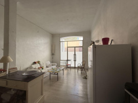 
                                                                                        Location
                                                                                         Loft pour deux étudiants. Au centre de Marseille.