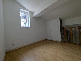 
                                                                                        Location
                                                                                         Loft prox Terreaux, 41m² Carrez
