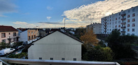 Location
Loft soigné et parfait proche du centre ville (Vitry-sur-Seine) (loyer tout inclus)