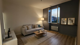 
                                                                                        Vente
                                                                                         LOGEMENT AVEC JARDIN DE 190 M² AUX CITES GILETS