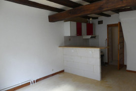 
                                                                                        Location
                                                                                         Logement en rez de chaussée à 50 métres des halles