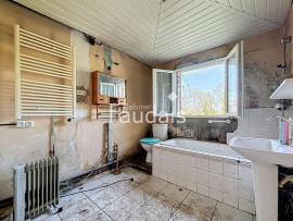 
                                                                                        Vente
                                                                                         Longère à rénover - Proche Saint-Lô et gare de Lison