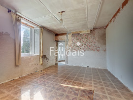 
                                                                                        Vente
                                                                                         Longère à rénover - Proche Saint-Lô et gare de Lison