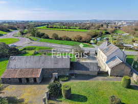 
                                                                                        Vente
                                                                                         Longère en pierre SAINT-LO 