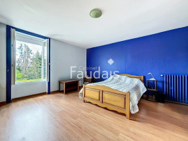 
                                                                                        Vente
                                                                                         LONGERE RENOVEE CONDE SUR VIRE - 10 MIN DE ST LO