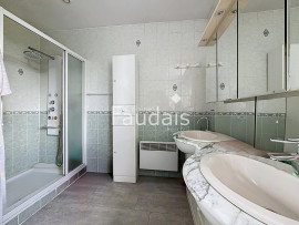 
                                                                                        Vente
                                                                                         LONGERE RENOVEE CONDE SUR VIRE - 10 MIN DE ST LO