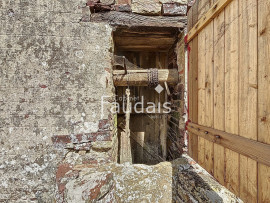 
                                                                                        Vente
                                                                                         LONGERE RENOVEE CONDE SUR VIRE - 10 MIN DE ST LO