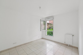 Vente
Lot 02 St Denis