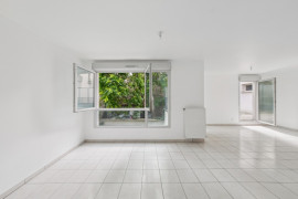 Vente
Lot 02 St Denis