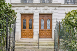 
                                                                                        Vente
                                                                                         LOT 17&20