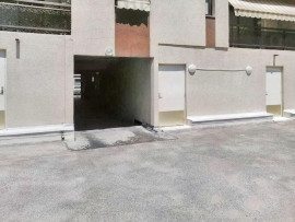 
                                                                                        Location
                                                                                         Loue 40 m2 à Biot (proche Sophia-Antipolis)