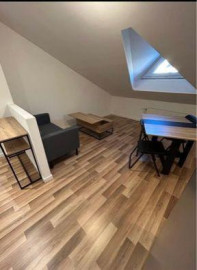 
                                                                                        Location
                                                                                         Loue appartement 2 pièces Lyon