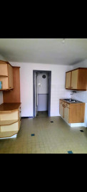 
                                                                                        Location
                                                                                         Loue appartement plein centre de Vénissieux