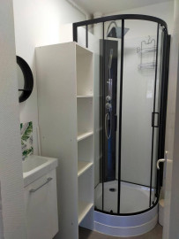 
                                                                                        Colocation
                                                                                         Loue appartement pour colocation