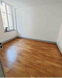 
                                                                                        Location
                                                                                         Loue appartement T2 sur Nancy