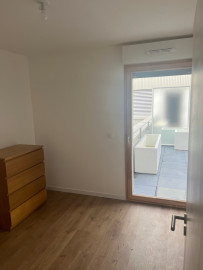 Location
Loue Appartement T3 Neuf de 62m² en Étage Élevé avec Grande Terrasse dans Résidence de Standing (loyer tout inclus)